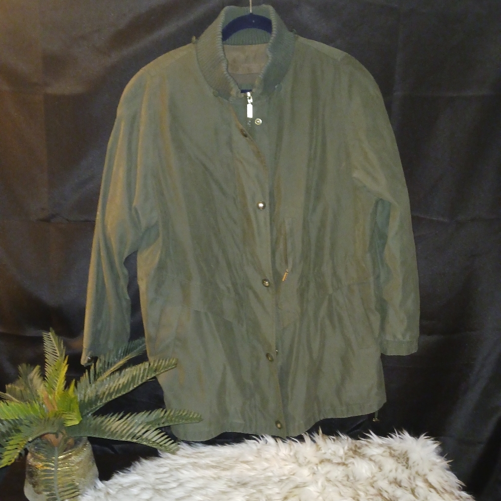Dress Barn Women's green jacket sz 2x